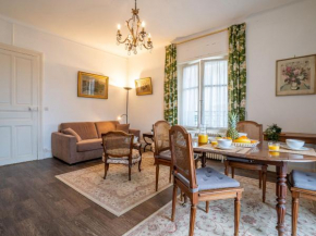 Гостиница Apartment Le Britannia  Биарриц